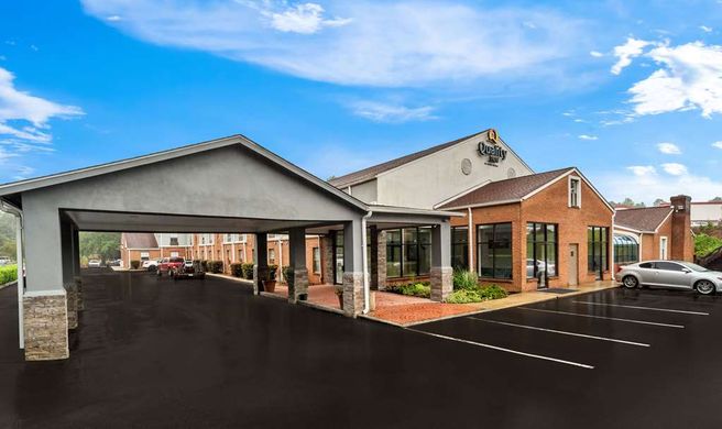 Quality Inn Cornelia Exterior