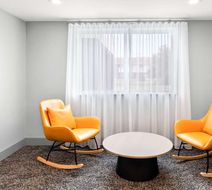 Spark by Hilton Springfield Southwest Lobby