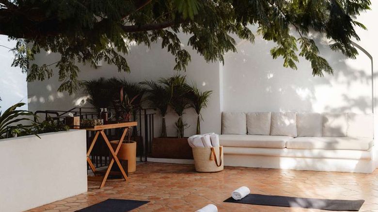 <b>Tropicana Los Cabos, Tapestry Collection Health</b>. Images powered by <a href="https://iceportal.shijigroup.com/" title="IcePortal" target="_blank">IcePortal</a>.