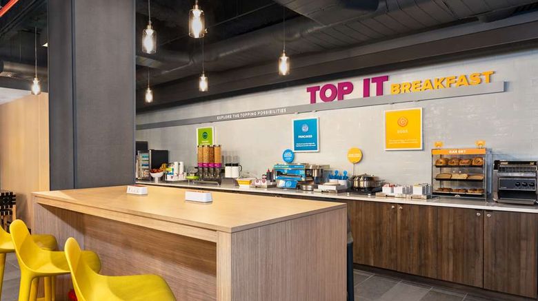 <b>Tru by Hilton Brooklyn Restaurant</b>. Images powered by <a href="https://iceportal.shijigroup.com/" title="IcePortal" target="_blank">IcePortal</a>.