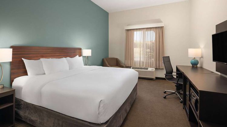 La Quinta Inn & Sts by Wyndham Wenatchee Room