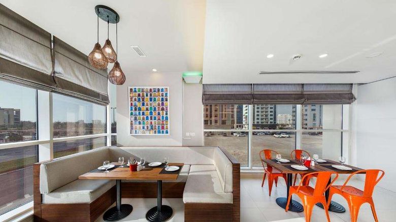 <b>Citymax Hotel Ras Al Khaimah Lobby</b>. Images powered by <a href="https://iceportal.shijigroup.com/" title="IcePortal" target="_blank">IcePortal</a>.
