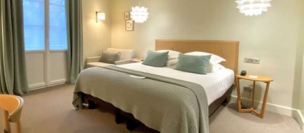 Cezanne Hotel Room