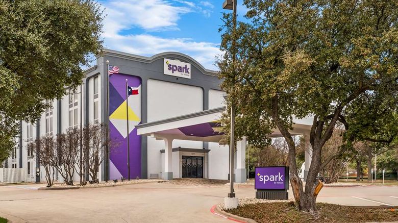 <b>Spark by Hilton Richardson Dallas Exterior</b>. Images powered by <a href="https://iceportal.shijigroup.com/" title="IcePortal" target="_blank">IcePortal</a>.