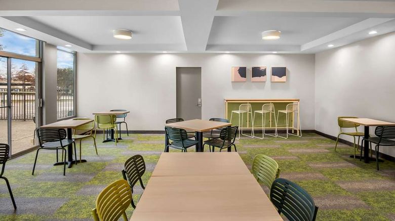 <b>Spark by Hilton Richardson Dallas Meeting</b>. Images powered by <a href="https://iceportal.shijigroup.com/" title="IcePortal" target="_blank">IcePortal</a>.