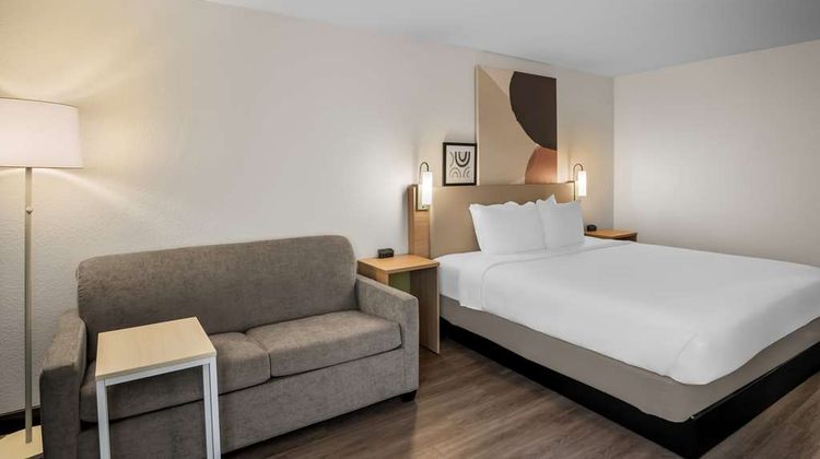 Spark by Hilton Richardson Dallas Room