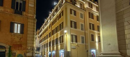 9Hotel Cesari Exterior