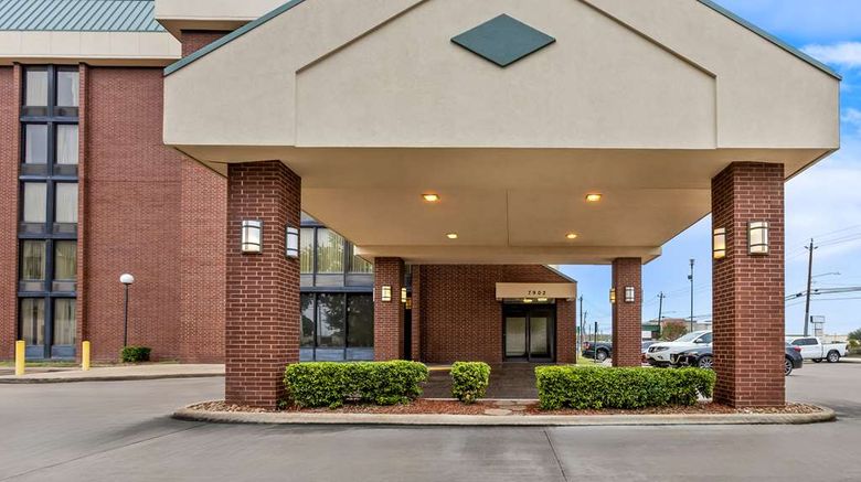 <b>Sonesta Essential Houston Hobby Airport Exterior</b>. Images powered by <a href="https://iceportal.shijigroup.com/" title="IcePortal" target="_blank">IcePortal</a>.