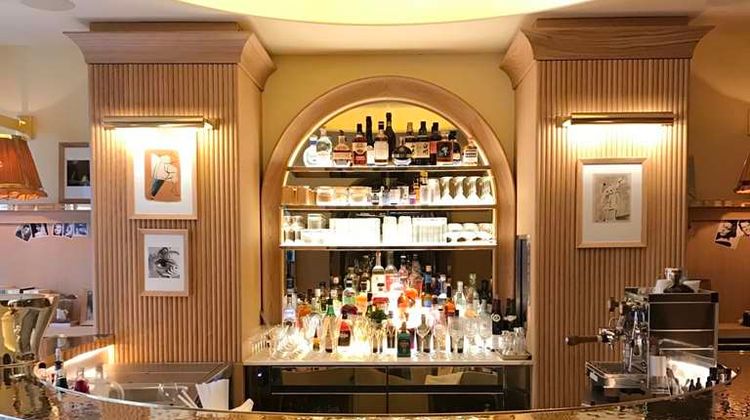 9Confidentiel Hotel Restaurant