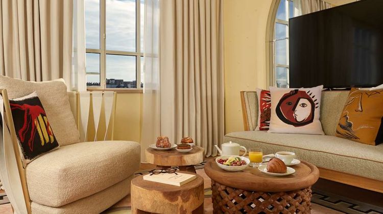 9Confidentiel Hotel Suite