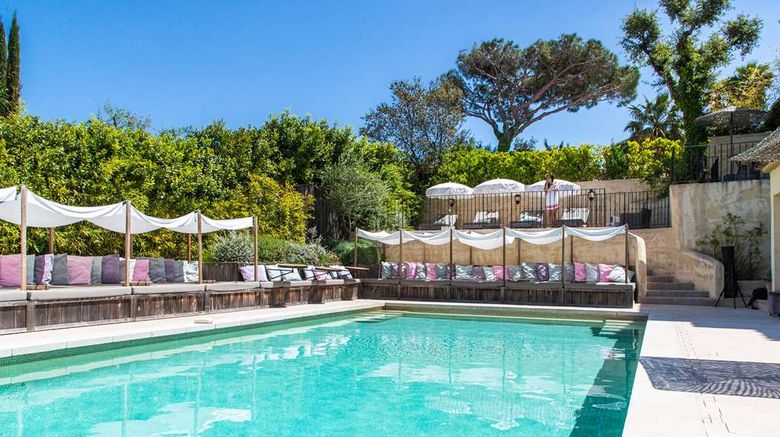 <b>Hotel La Bastide d'Antoine Pool</b>. Images powered by <a href="https://iceportal.shijigroup.com/" title="IcePortal" target="_blank">IcePortal</a>.