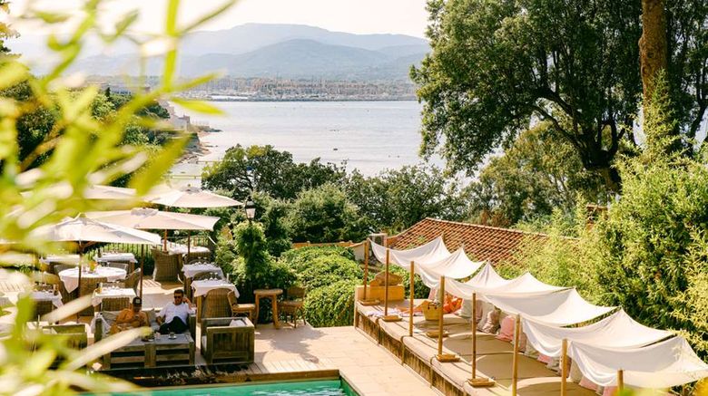 <b>Hotel La Bastide d'Antoine Pool</b>. Images powered by <a href="https://iceportal.shijigroup.com/" title="IcePortal" target="_blank">IcePortal</a>.