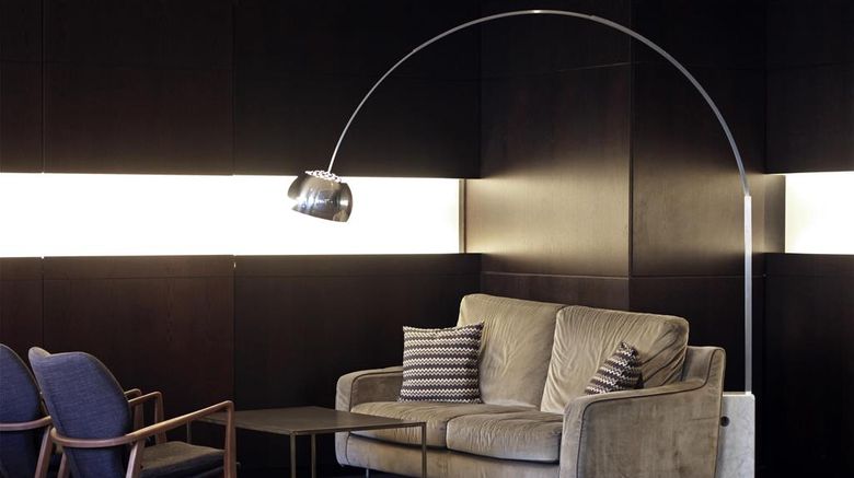 <b>Ambasciatori Hotel Florence Lobby</b>. Images powered by <a href="https://iceportal.shijigroup.com/" title="IcePortal" target="_blank">IcePortal</a>.