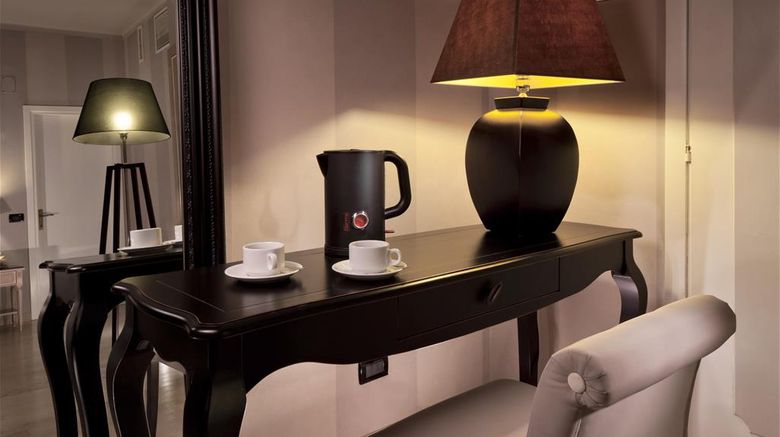 <b>Ambasciatori Hotel Florence Suite</b>. Images powered by <a href="https://iceportal.shijigroup.com/" title="IcePortal" target="_blank">IcePortal</a>.