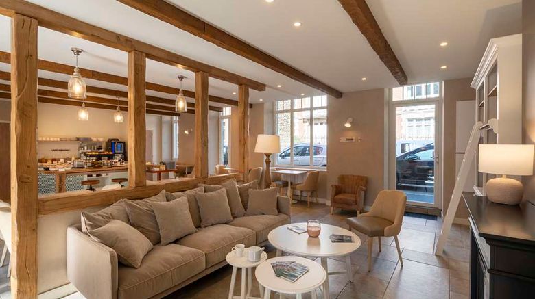 <b>Best Western Flers Centre Gare Lobby</b>. Images powered by <a href="https://iceportal.shijigroup.com/" title="IcePortal" target="_blank">IcePortal</a>.
