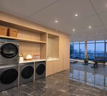 Ramada Encore by Wyndham Dongg Lobby