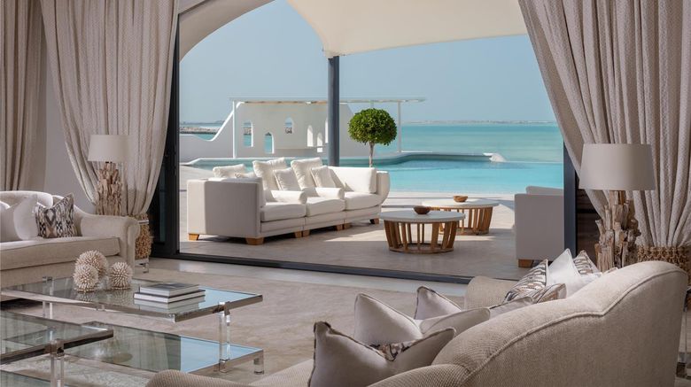 <b>Anantara Santorini Abu Dhabi Retreat Lobby</b>. Images powered by <a href="https://iceportal.shijigroup.com/" title="IcePortal" target="_blank">IcePortal</a>.