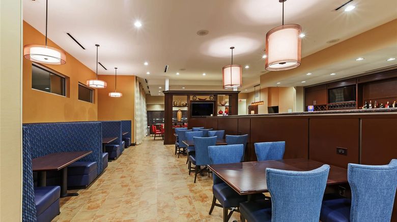 <b>Clarion Hotel The Colony - Plano West Restaurant</b>. Images powered by <a href="https://iceportal.shijigroup.com/" title="IcePortal" target="_blank">IcePortal</a>.