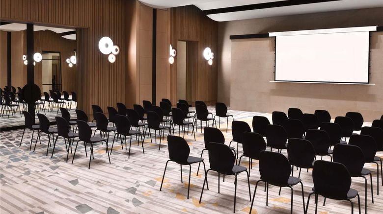 <b>Novotel Abidjan Marcory Meeting</b>. Images powered by <a href="https://iceportal.shijigroup.com/" title="IcePortal" target="_blank">IcePortal</a>.
