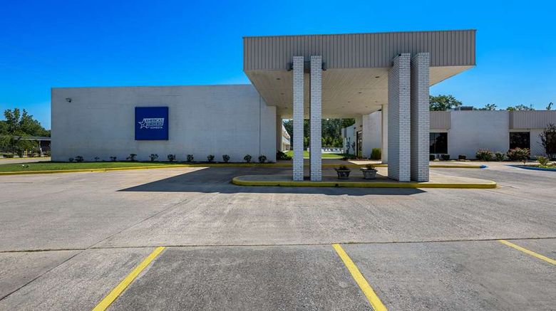 Americas Best Value Inn Hamilton Exterior. Images powered by <a href="https://iceportal.shijigroup.com" target="_blank" rel="noopener">Ice Portal</a>.
