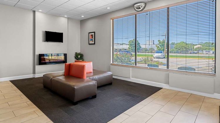 Americas Best Value Inn Hamilton Lobby