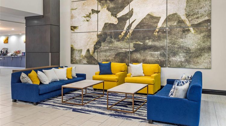 Comfort Inn & Suites Las Colinas DFW Lobby