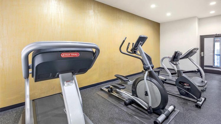 Comfort Inn & Suites Las Colinas DFW Health