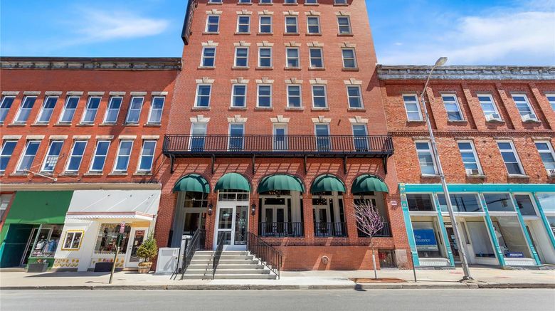 Tygart Hotel, Ascend Hotel Collection Exterior. Images powered by <a href="https://iceportal.shijigroup.com" target="_blank" rel="noopener">Ice Portal</a>.