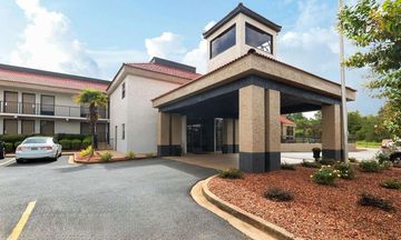 Ramada by Wyndham Bainbridge