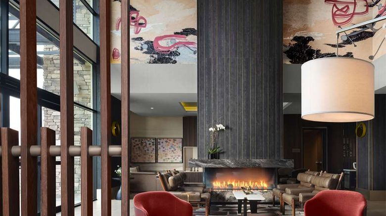 <b>The Knoll Hotel, Tapestry by Hilton Lobby</b>. Images powered by <a href="https://iceportal.shijigroup.com/" title="IcePortal" target="_blank">IcePortal</a>.