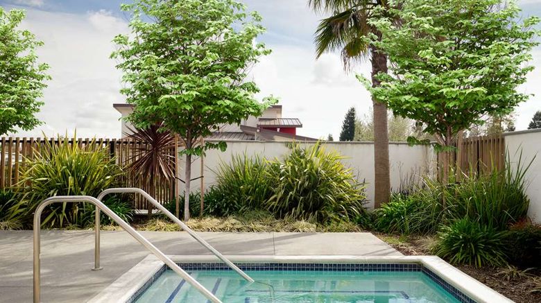<b>Hotel Centro Sonoma Wine Country Recreation</b>. Images powered by <a href="https://iceportal.shijigroup.com/" title="IcePortal" target="_blank">IcePortal</a>.