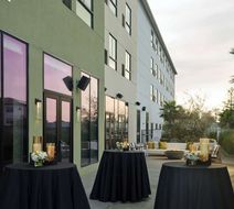 Hotel Centro Sonoma Wine Country Exterior
