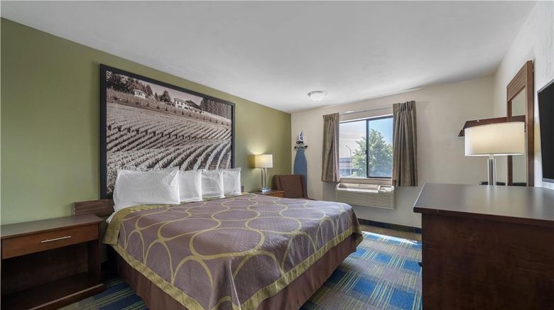 <b>SureStay by Best Western Walla Walla Room</b>. Images powered by <a href="https://iceportal.shijigroup.com/" title="IcePortal" target="_blank">IcePortal</a>.