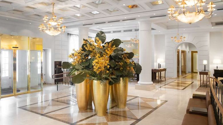 <b>Grand Hotel Vilnius Lobby</b>. Images powered by <a href="https://iceportal.shijigroup.com/" title="IcePortal" target="_blank">IcePortal</a>.