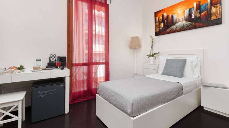 <b>Herculaneum Hotel Room</b>. Images powered by <a href="https://iceportal.shijigroup.com/" title="IcePortal" target="_blank">IcePortal</a>.