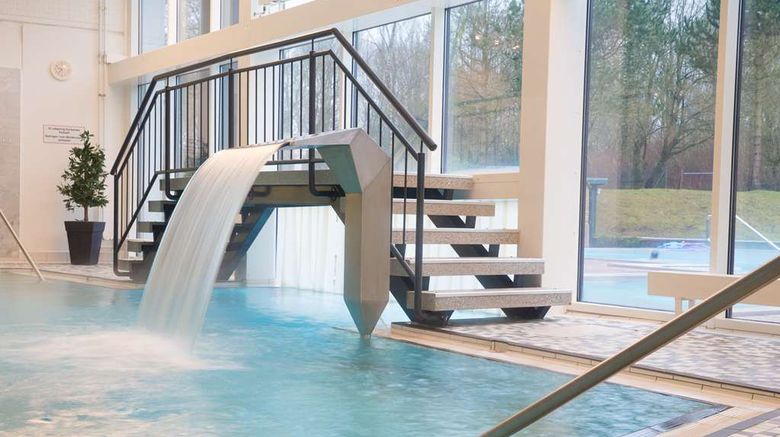 <b>Hotel Des Nordens Pool</b>. Images powered by <a href="https://iceportal.shijigroup.com/" title="IcePortal" target="_blank">IcePortal</a>.