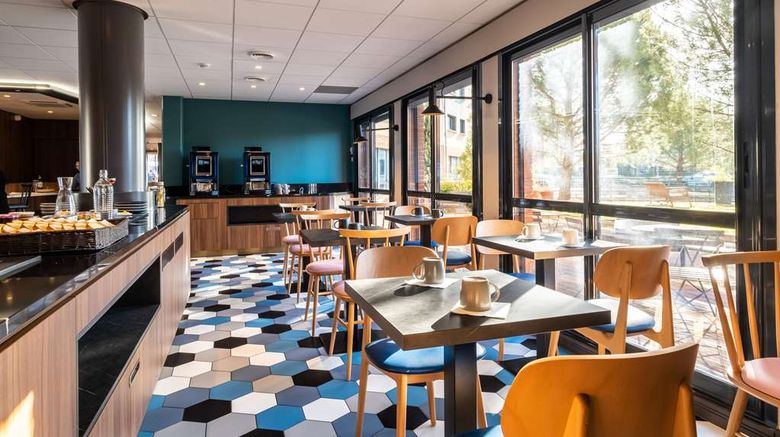 <b>Clarion Aparthotel Toulouse Blagnac Airp Restaurant</b>. Images powered by <a href="https://iceportal.shijigroup.com/" title="IcePortal" target="_blank">IcePortal</a>.