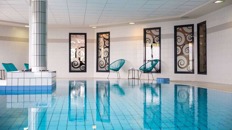 <b>Clarion Aparthotel Toulouse Blagnac Airp Pool</b>. Images powered by <a href="https://iceportal.shijigroup.com/" title="IcePortal" target="_blank">IcePortal</a>.