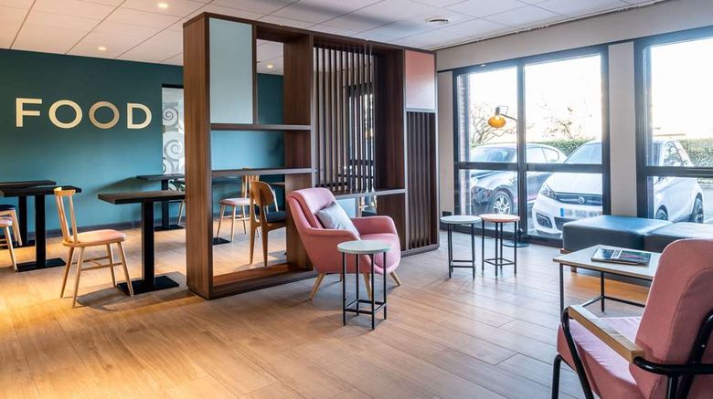 <b>Clarion Aparthotel Toulouse Blagnac Airp Lobby</b>. Images powered by <a href="https://iceportal.shijigroup.com/" title="IcePortal" target="_blank">IcePortal</a>.