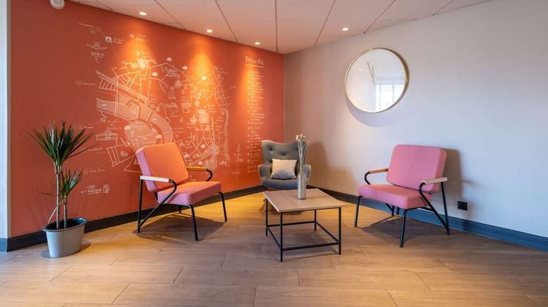 <b>Clarion Aparthotel Toulouse Blagnac Airp Lobby</b>. Images powered by <a href="https://iceportal.shijigroup.com/" title="IcePortal" target="_blank">IcePortal</a>.