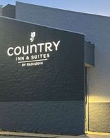 Country Inn & Suites by Radisson, Dunbar