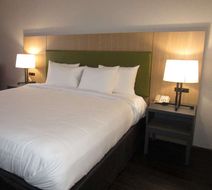 Country Inn & Suites by Radisson, Dunbar Room