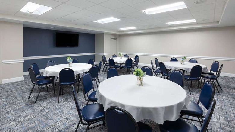 <b>The Walden, Trademark Collection Wyndham Meeting</b>. Images powered by <a href="https://iceportal.shijigroup.com/" title="IcePortal" target="_blank">IcePortal</a>.