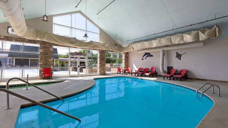 <b>The Walden, Trademark Collection Wyndham Pool</b>. Images powered by <a href="https://iceportal.shijigroup.com/" title="IcePortal" target="_blank">IcePortal</a>.