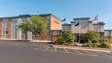 <b>The Center Hotel Grand Rapids Airport Exterior</b>. Images powered by <a href="https://iceportal.shijigroup.com/" title="IcePortal" target="_blank">IcePortal</a>.