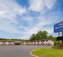 Baymont by Wyndham Iron Mountain Exterior