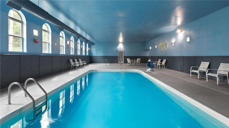 <b>Baymont by Wyndham Iron Mountain Pool</b>. Images powered by <a href="https://iceportal.shijigroup.com/" title="IcePortal" target="_blank">IcePortal</a>.