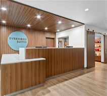 Everhome Suites Phoenix Fashion Center Lobby