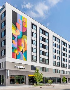 Cambria Hotel Denver Downtown RiNo