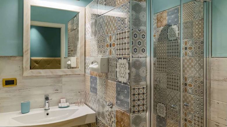 <b>Settentrionale Esplanade - Mon Room</b>. Images powered by <a href="https://iceportal.shijigroup.com/" title="IcePortal" target="_blank">IcePortal</a>.